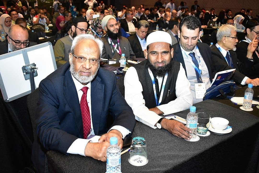 ghas2019's tweet photo. Before the official launching of Global Halal Summit 2019 at Malaysia International Trade and Exhibition Centre (MITEC), Kuala Lumpur. 😉 https://t.co/hW49m3ypCk