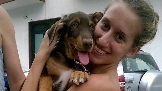 angelomangiante's tweet photo. Ancora nelle mani dei rapitori da più di 4 mesi. Speriamo torni presto, prestissimo a sorridere a casa. Forza Silvia https://t.co/EmOYLAexCK