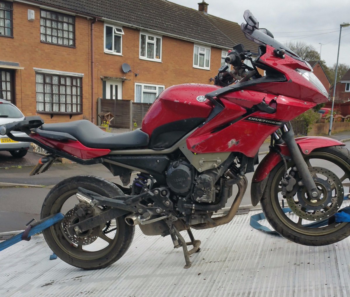 DarlastonWMP's tweet photo. following some great investigation a stolen motor bike has been recovered, owner was very happy. enquiries are on going to locate the offender. @Autorite_Rec https://t.co/BtDvLjza5C