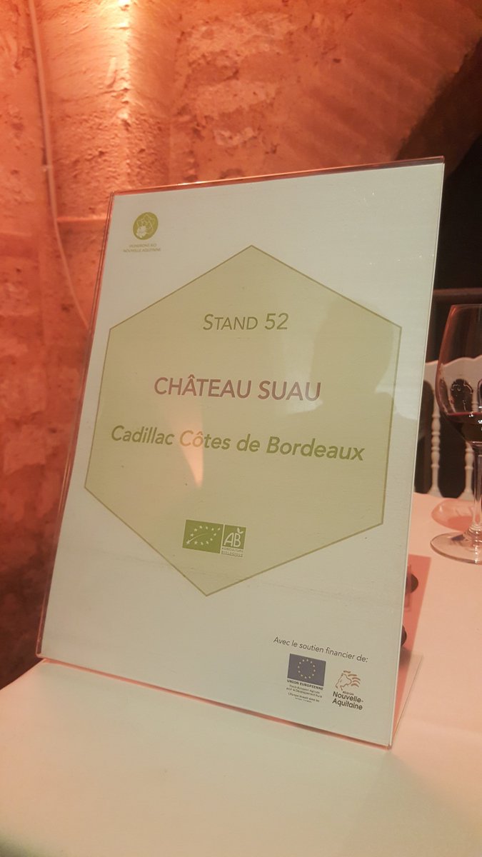 ChateauSuau's tweet photo. #event - Retour à #Bordeaux pour la présentation des #primeurs Bio 2018 organisée par les #Vignerons Bio de @NvelleAquitaine !
Sous les halles du @CAPCmusee d'art contemporain, notre équipe a accueilli lundi de nombreux visiteurs dans le cadre de la #dégustation #BtoBio. Santé ! https://t.co/1CTyo4L5Cm