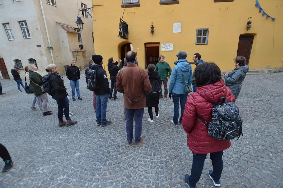 Many interesting talks during BIOGOV project meeting in Romania. Discussing improving  #biodiversity #habitat #connectivity in the Transylvania region through policy and exploring best practices in sustainable farming and grassland conservation. <a href="/biogovernment/">Biogovernance</a> <a href="/interregeurope/">Interreg Europe</a>