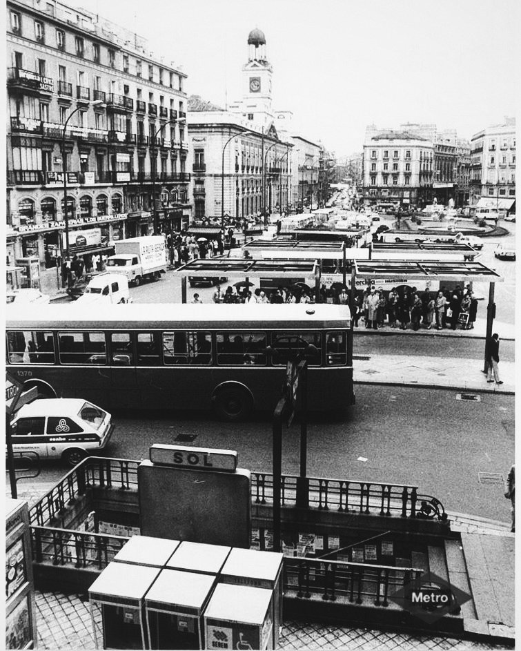 Trocitos de Historia - Página 18 D3NhbG8WwAAnt0I