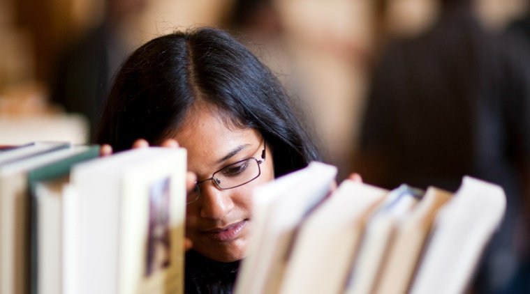 MCRIndia's tweet photo. Almost 19,500 Indian nationals were granted a UK student visa in 2018, the highest since 2011. Find out what makes the UK the preferred destination for Indian students in this article by @indianexpress: https://t.co/on6CNgALsa #StudyUK #StudyManchester https://t.co/KYaOSiit8K