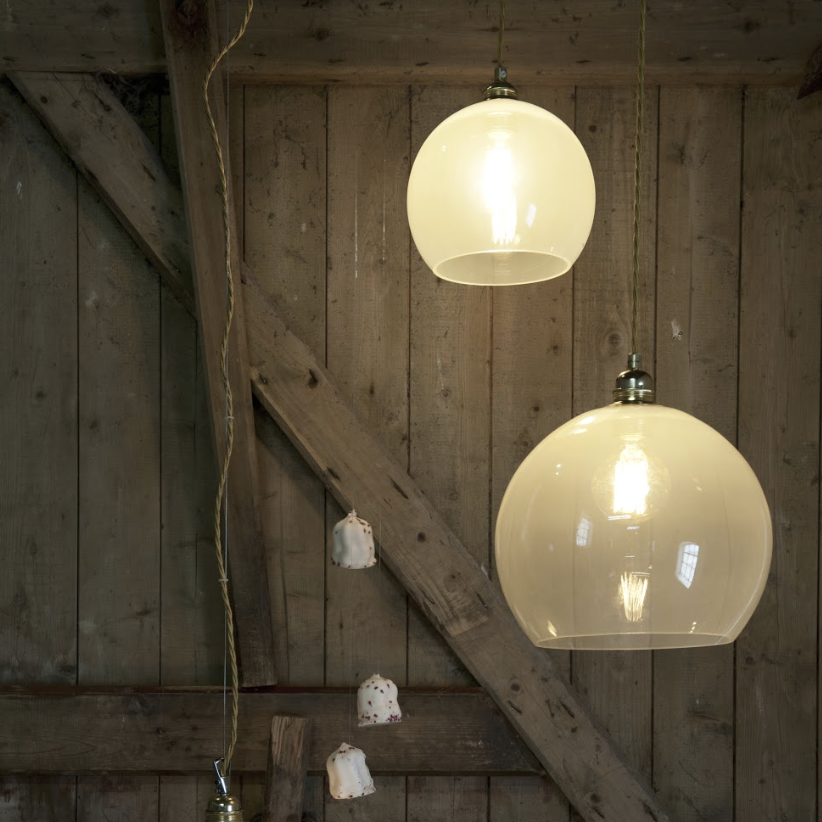 The Rowan Pendant Alabaster has an ethereal quality to it that brings an elegant and luxurious atmosphere. Its perfectly formed glass dome glows in different subtle hues depending on the position of the light shining upon it. pendalier.co.uk/product/rowan-… #lighting #interiordesign