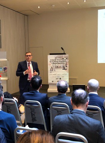 soiel_it's tweet photo. #Omnicanalità e processi di #Comunicazione - La parola ad Angelo Di Gregorio, Direttore del #CRIET all'evento #BrandReputation19 #CustomerExperience19 #Omnichannel19 https://t.co/V3i62bJowA https://t.co/S05usQXml9