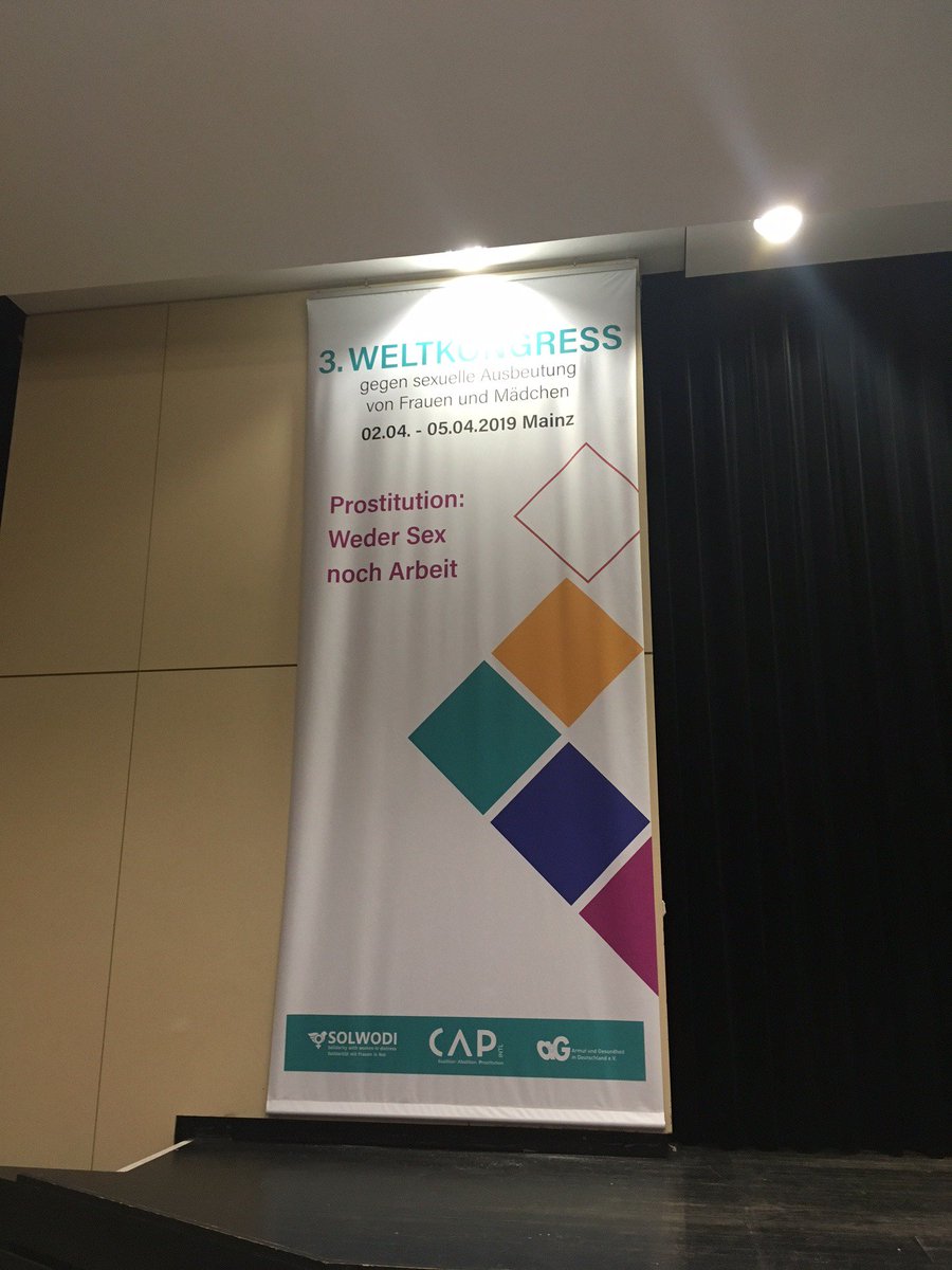 MouvementduNid's tweet photo. Sarah Benson remercie les 27 organisations de 20 pays qui sont venues ici à Mayence pour ce congrès mondial contre l'exploitation sexuelle ! #listentosurvivors #capworldcongress #neithersexnorwork https://t.co/WWBJlg0PsT