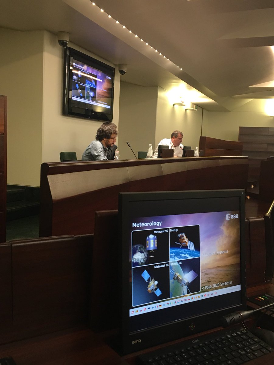FabioSciarrino's tweet photo. #quantumweek @SapienzaRoma just started with satellite event “@esa Quantum Processing Of Big Data: From Quantum Computing To Earth Observation”  @ESA_EO https://t.co/lOmGmsZbNC https://t.co/26k32dUX6n