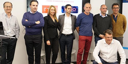 Bus_It's tweet photo. #HannoverMesse #SIDO : six entreprises azuréennes avec le @Pole_SCS - Via @webtimemedias 
Retrouvez @Bus_It les 10 et 11 avril à Lyon pour échanger sur #SmartCity #SmartBuilding #Industrie40 #TransfoNum #BigData #IA 
https://t.co/lCTiMsh1LH https://t.co/7cSu5KXMsK