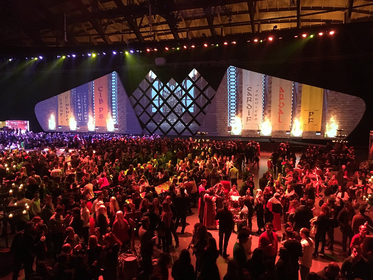 Christie_ProAV's tweet photo. Our Christie Pandoras Box servers are celebrated for their power to create large-scale multimedia experiences. Its ease of use won't let you down in your AV system design. Catch Pandoras Box at #InfoCommBrasil or see its role in this fiery customer story > https://t.co/v0CEB3202A https://t.co/1KZnC4eonN