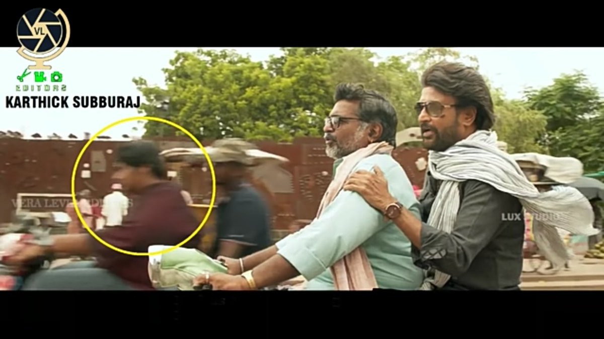 AakashSharmaA2's tweet photo. @karthiksubbaraj Finally i found it....MR.DIR kandupudichiten prize amount epa tharinga😂😂😂😂 @karthiksubbaraj @rajinikanth @trishtrashers @anirudhofficial https://t.co/rWLyyH8PCU