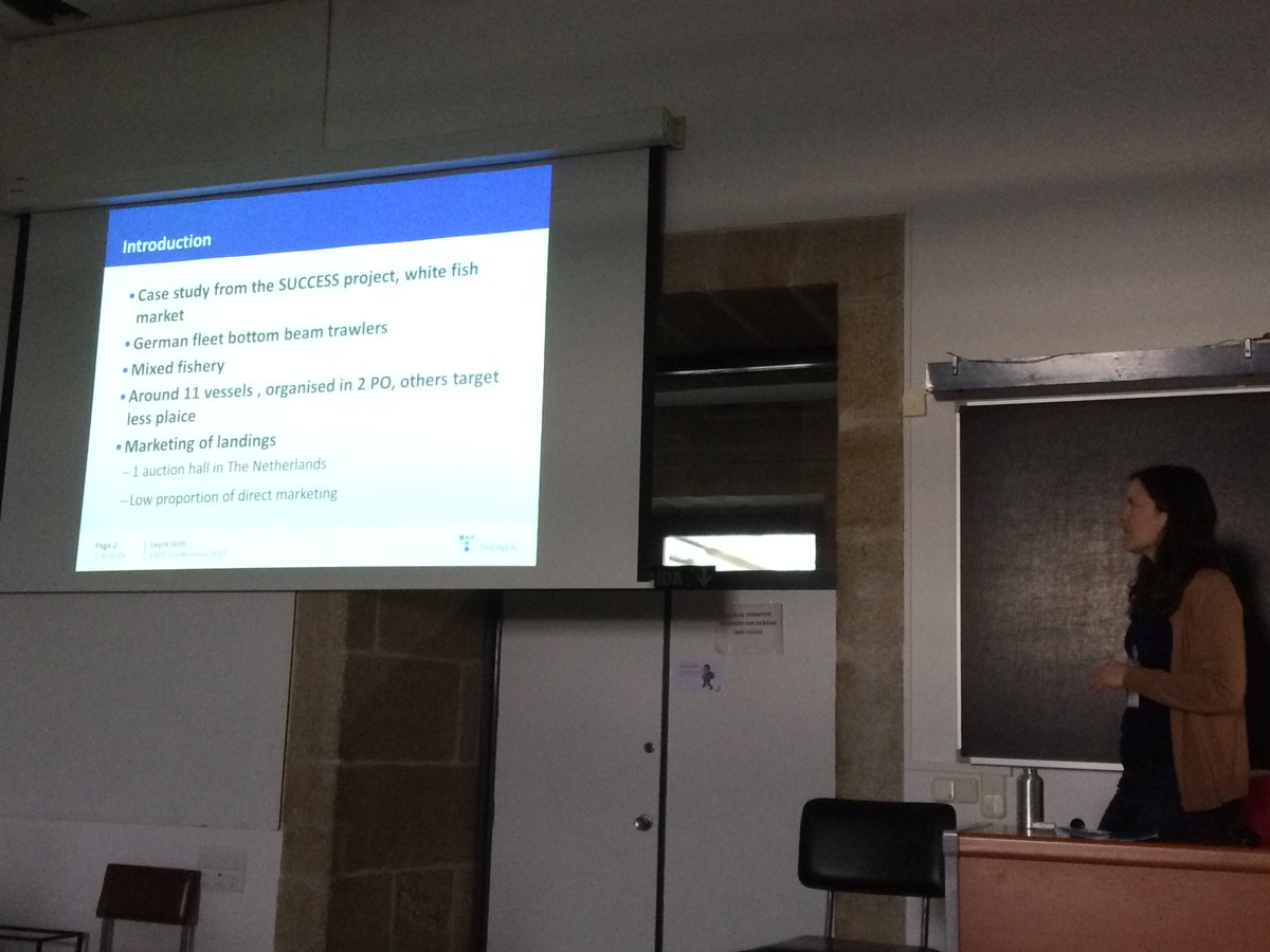 FishEconomist's tweet photo. Leyre Goti from @Thuenen_aktuell presents 
the atypical market behaviour of the plaice caught by German vessels at #EAFE2019.  
Results from the @eu_success project 
Cc @UmrAmure @EAFE2019 https://t.co/CwCoBVJumB