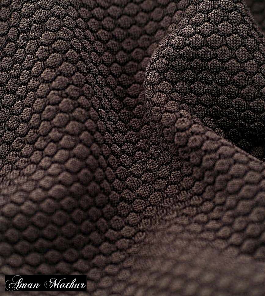 смотря какой fabric. ткань промышленная. одежда для фрилансеров. ткань под вязаную шерсть. смотря какой fabric.