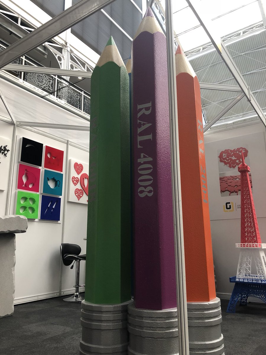 LG__Display's tweet image. And we’re off! Doors are open @TheBDC for the @VMDisplayShow 
Ready to talk #props at Stand B8a!
#vm #display