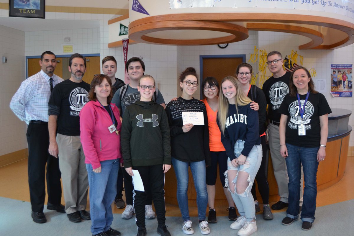 catskillcsd's tweet image. Congrats to Catskill High School's top scorers in the American Mathematics Competition catskillcsd.org/2019/04/03/amc…