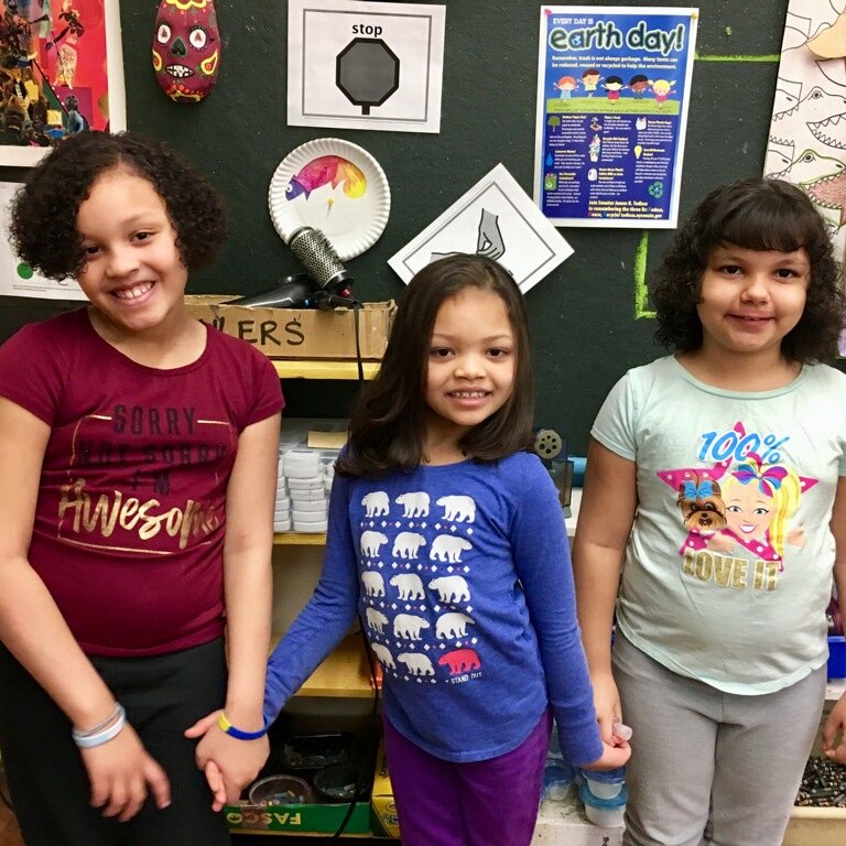 Do you know why these students are smiling?
It's because doing good feels good, and these young ladies bravely volunteered to donate their hair to Children With Hair Loss!

Don't their new haircuts look amazing, too?!?!

#kindness #cutpasslove #coveringyoungheadstohealyounghearts