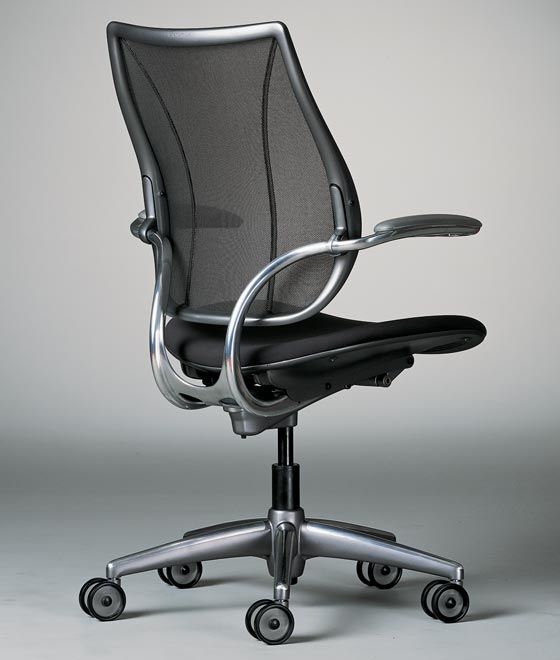 WDMArchitects's tweet photo. With all the Ocean pollution in the world Humanscale has started production of a task chair with the mesh made of recycled finishing nets.  What is your favorite Humanscale product?  #Humanscale #WednesdayDesignMoment #WDMArchitects #WhenDesignMatters
https://t.co/iHrXw2GdLB https://t.co/Raa6yM8w4G