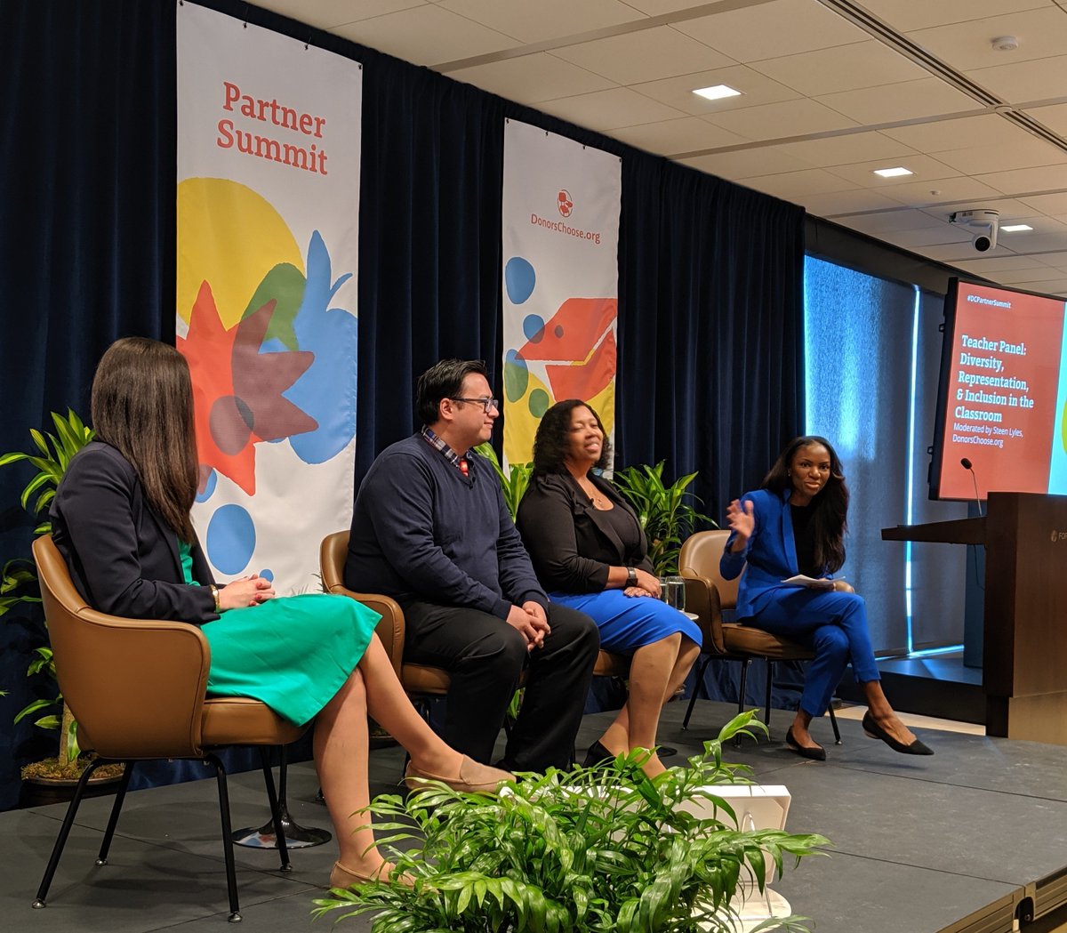 hmpeteyz's tweet photo. The highlight of the @DonorsChoose Partner Summit is always hearing directly from teachers. Heroes. #dcpartnersummit https://t.co/EHfccOhXgh