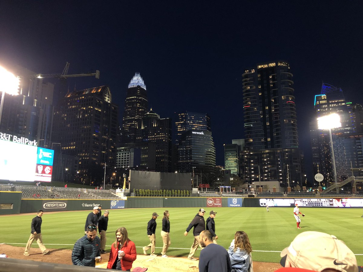 willrox155's tweet photo. Great game lastnight st the Knights stadium! NC State Vs South Carolina
@UNCC_BasicEE #UNCCbasicEE https://t.co/wZXbONwiLl