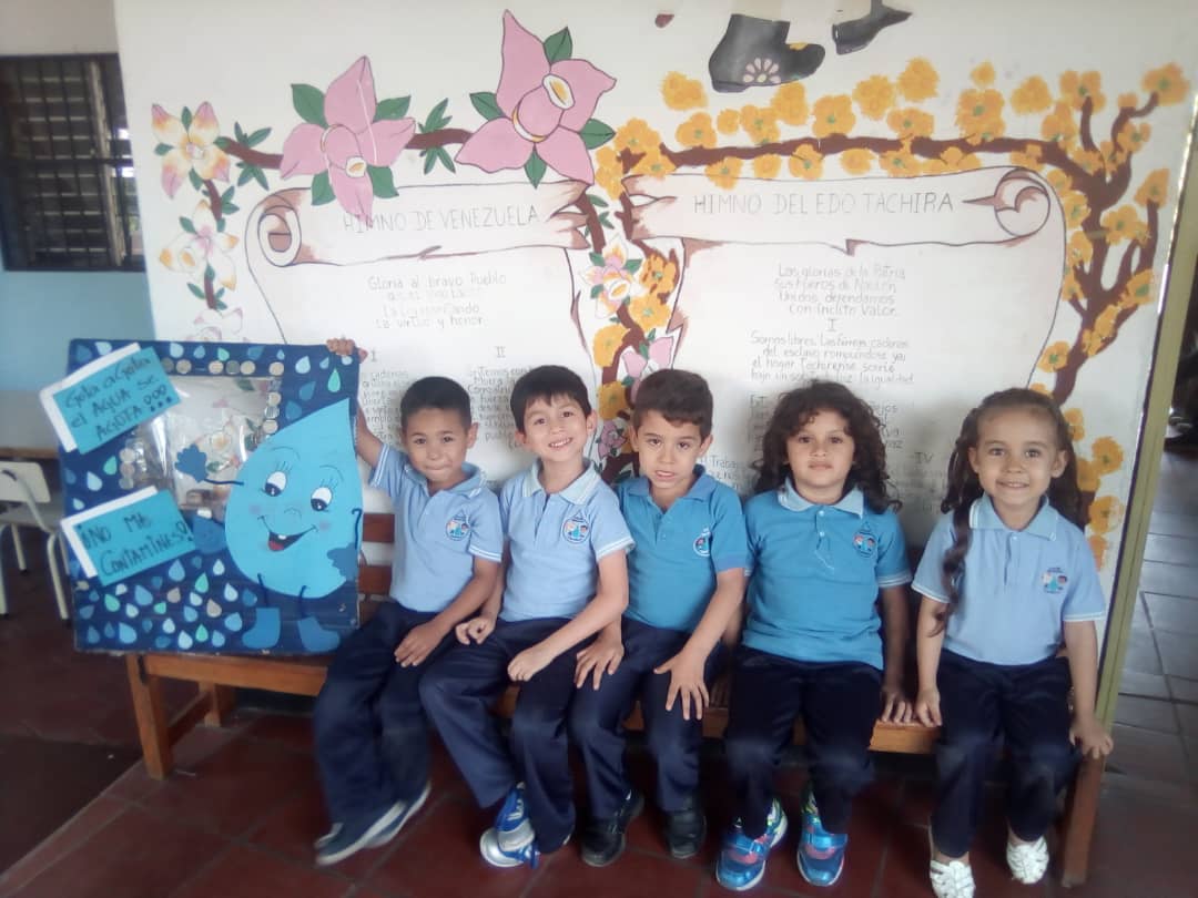 Más
LOS NIÑOS Y NIÑAS DEL CEI INOSITO  JUNTAS Y JUNTOS TODO ES POSIBLE EN COMUNIDAD ESCOLAR