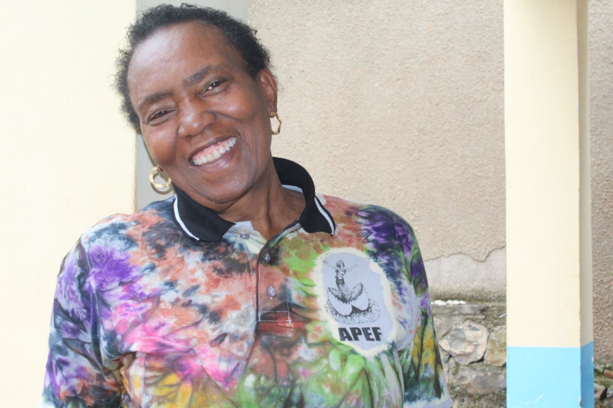 ApefAsbl's tweet photo. NEPA NEPA ET @kinja_mwendanga 
FORMER LES FEMMES EN COUPE ET COUTURE RESTE UNE PASSION POUR MOI https://t.co/Zsw7hJIUJk