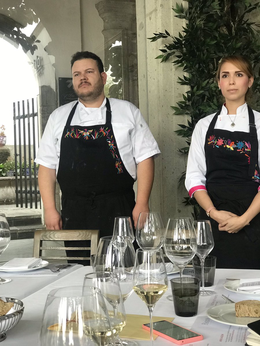 vbibliowicz's tweet photo. Cocina de huerto Gran festival gastronómico en @bistro83snangel 3,4,5 de abril con los chefs de Allium María Ortega y Adolfo Galinares con vinos maridados por @AndresAmor11 https://t.co/6lPzWzrjzs