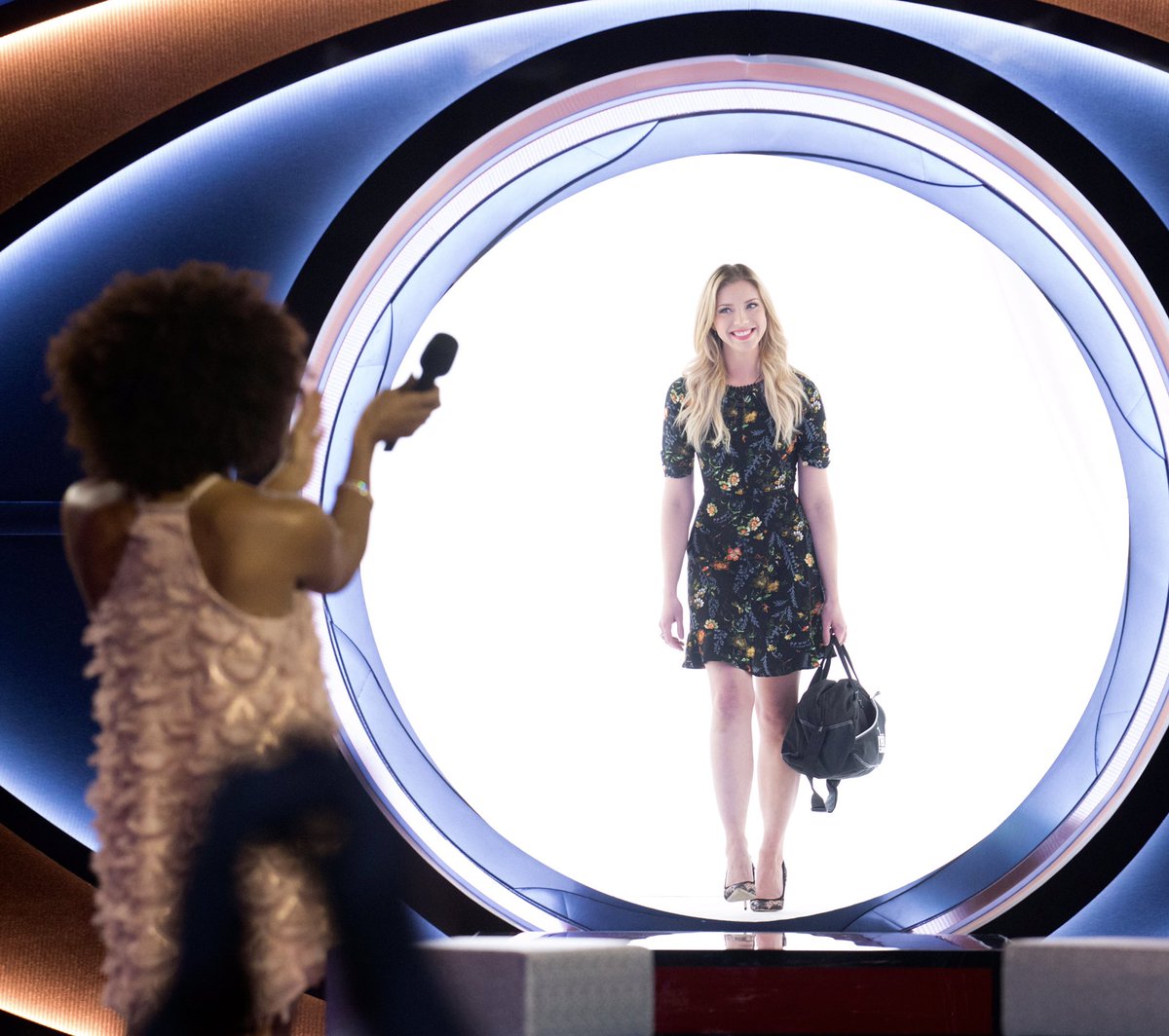 arisacox's tweet photo. CHELSEA!!! #BBCAN7
Last week we lost a super intelligent competitor who could have been DEADLY had she known the game better! BB really isn't for the faint of heart 😩 @chelseabird3 @ChelseaBBCAN7 @BigBrotherCA More pics on my IG at https://t.co/hGnbmIsR76 https://t.co/OdNHQXdJFb
