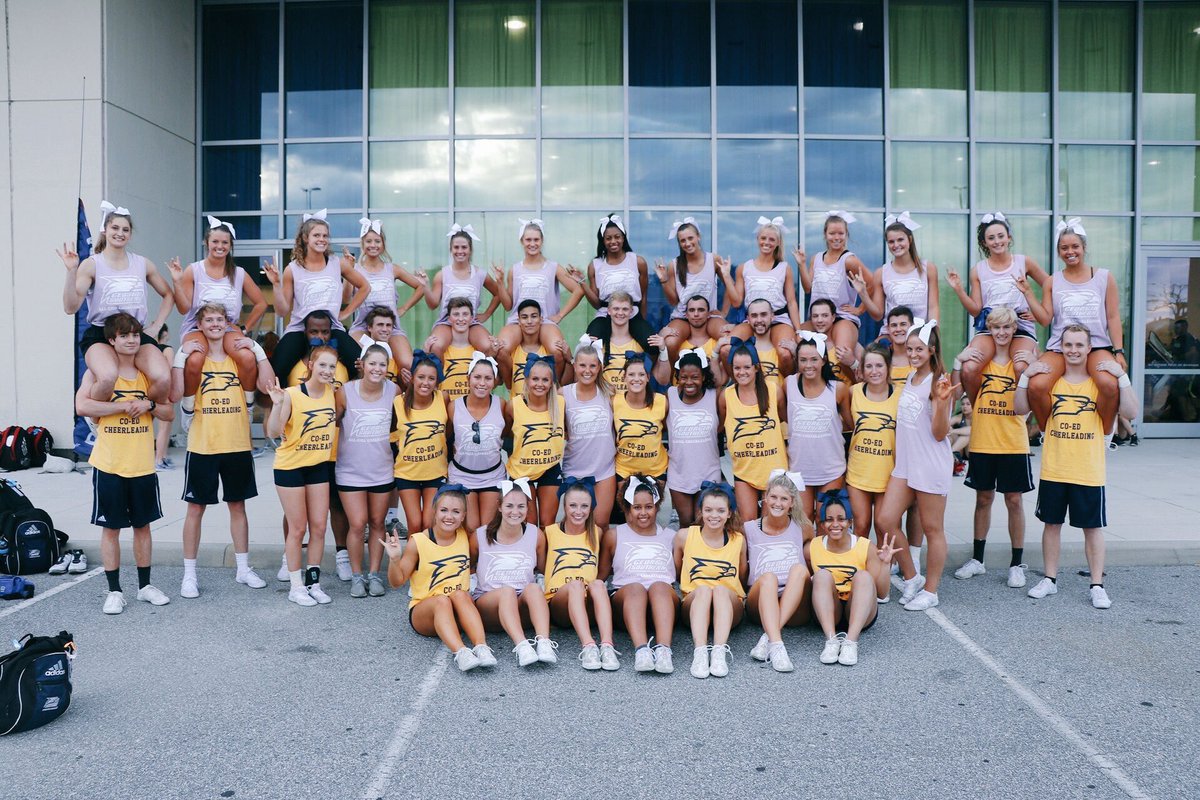 chazitos's tweet photo. Good luck to 6 time National Champions @GaSouthernCheer as they travel to Daytona, FL for nationals! GATA and bring home some more championship rings! #GATA https://t.co/ZeIPRQW90b