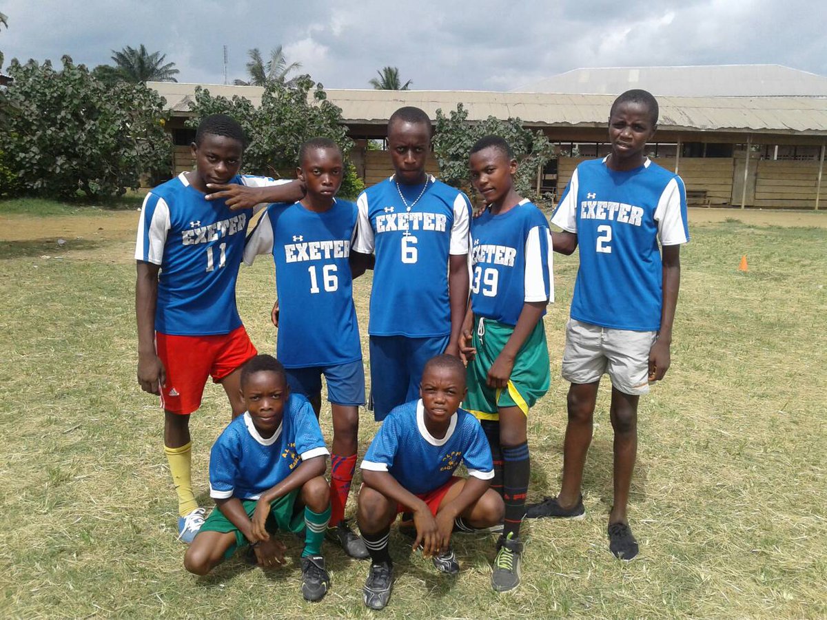 openfieldintl's tweet photo. Youths of Kumba-Mbeng are already present in the field for the kickoff of the #PLAY4PURPOSE league finals, Super Strikers with Blue T-shirts will face off Strikers FC #HelpingAFriend https://t.co/cvYMm5vTWo