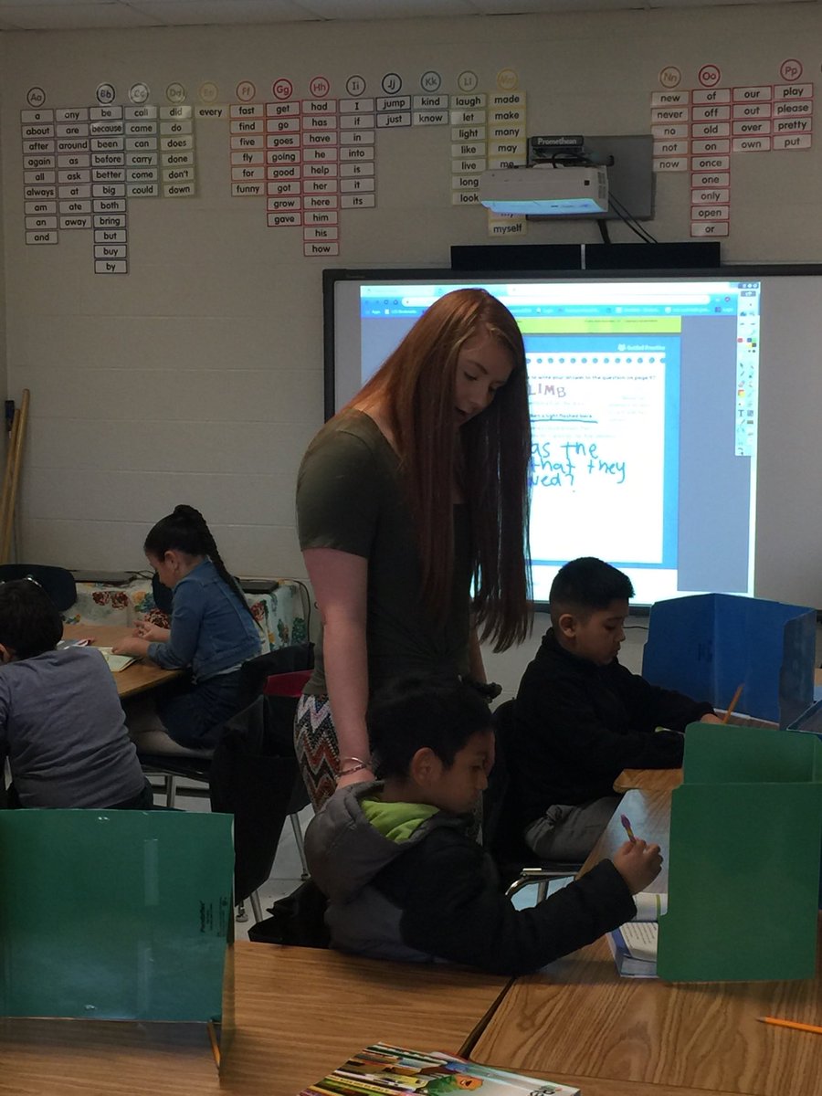 PattiLopp's tweet photo. Cayley Lee did a great job teaching about questioning.
⁦@LCHSone⁩ ⁦@lcssus⁩ https://t.co/4bkM8OotlI