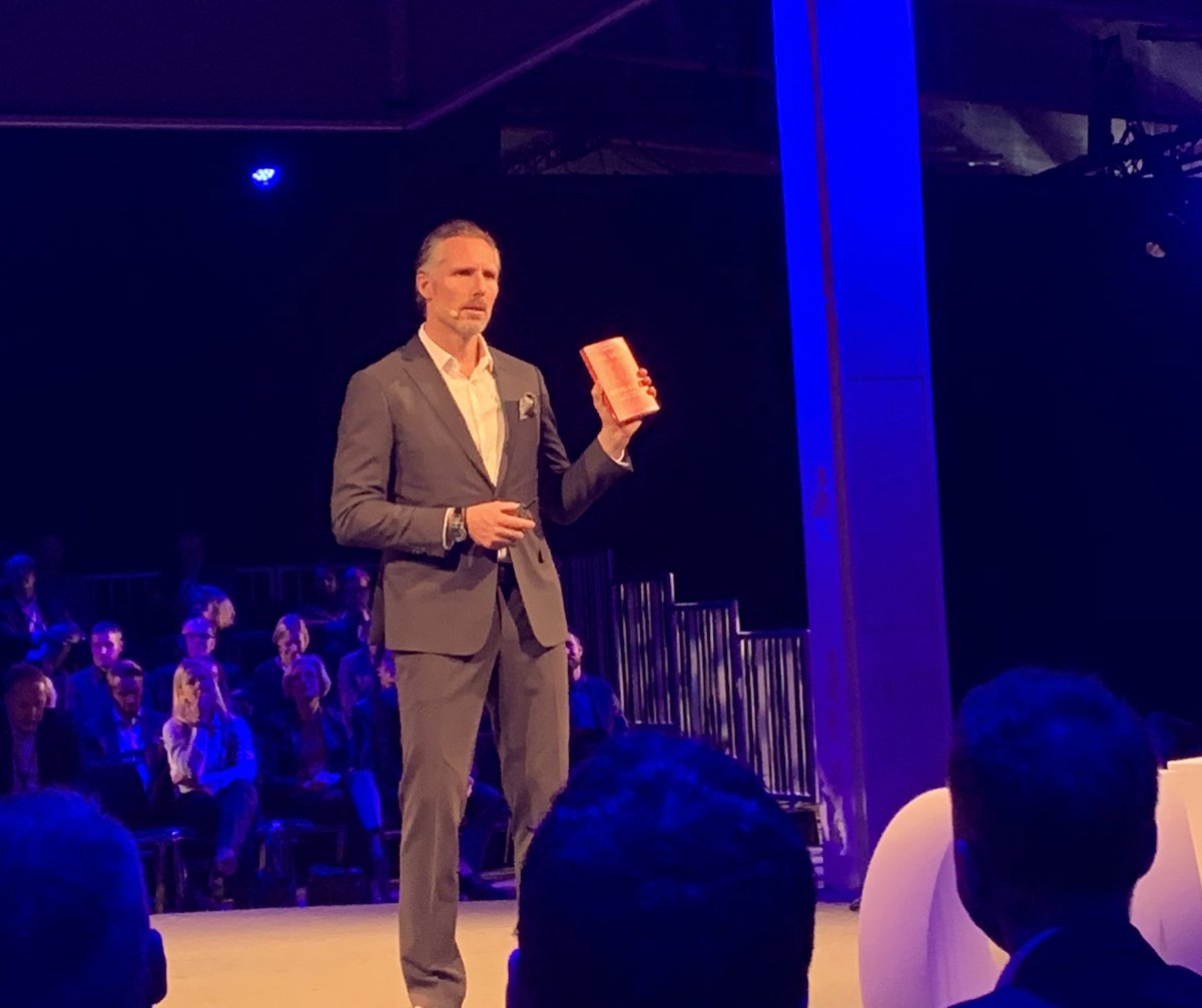 asaknows's tweet image. Thank you @JSchleimann for a great event! Now time for a poll. #ExecutiveDX #sapsaswe