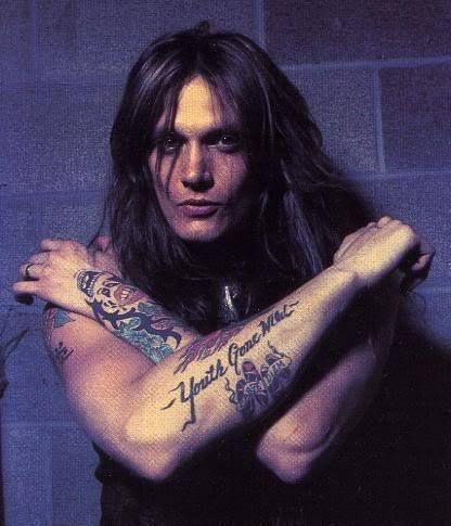 Felicidades al Verdadero Sebastian Bach! Happy Bday to the real Sebastian Bach!  