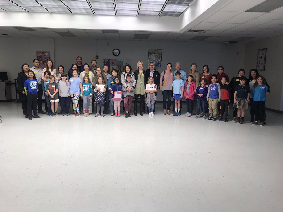 VHEWsheheane's tweet photo. Stumping our parents this morning! Math around the World...it’s awesome! https://t.co/eNavUoFzga
