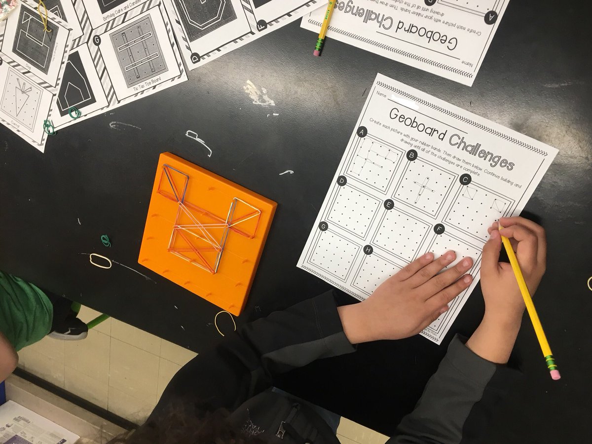 kleemock's tweet photo. Geoboard Challenge in 3rd grade art enrichment this morning. Can you guess these animals? #artintegration #steam https://t.co/BZEXfOITtU