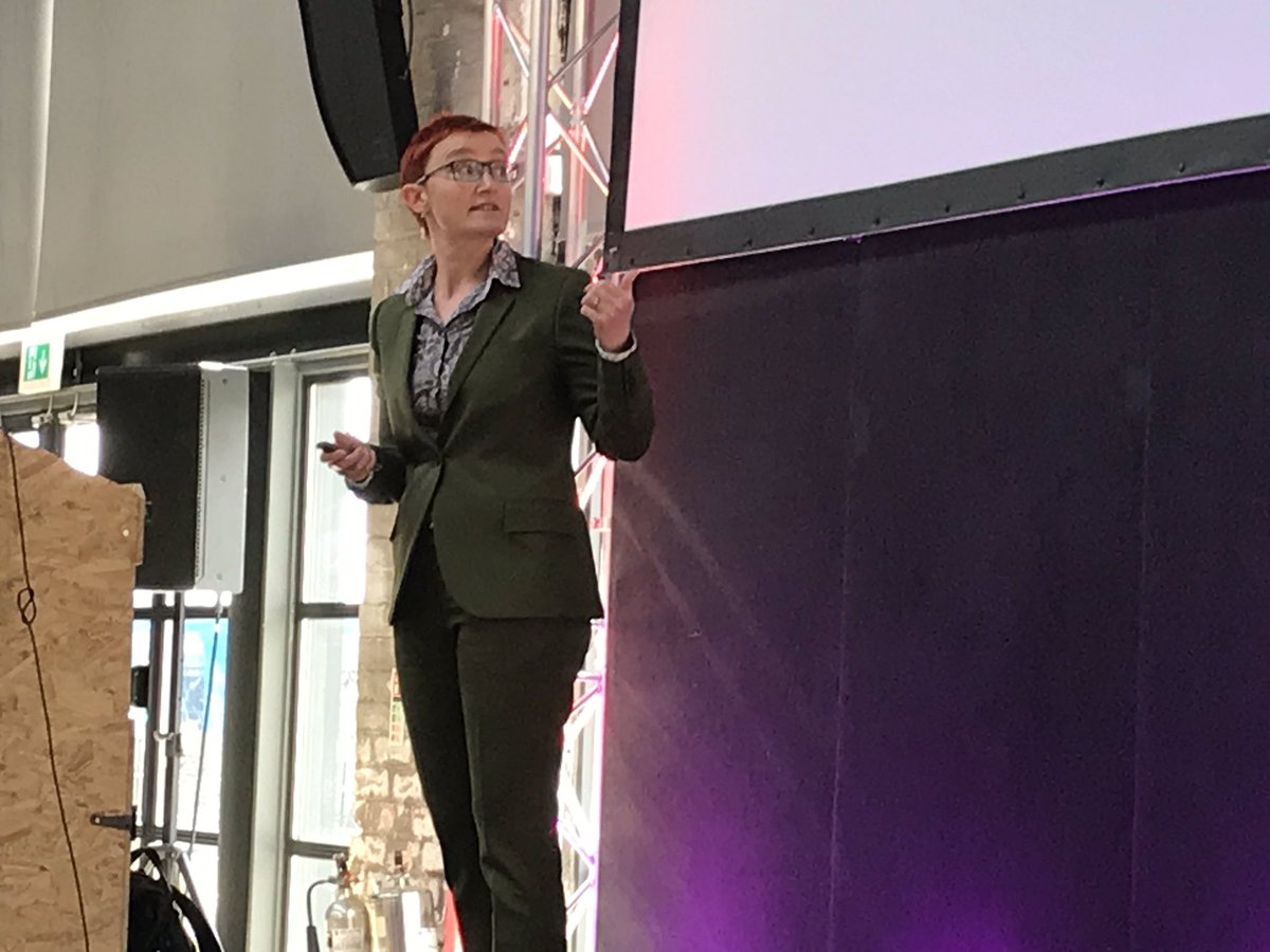 TheHashton's tweet image. Excited for @rachelandrew and her exploration of CSS Subgrids and a retrospective of grid two years on @FrontendNE 

#css #frontend #FrontendNE