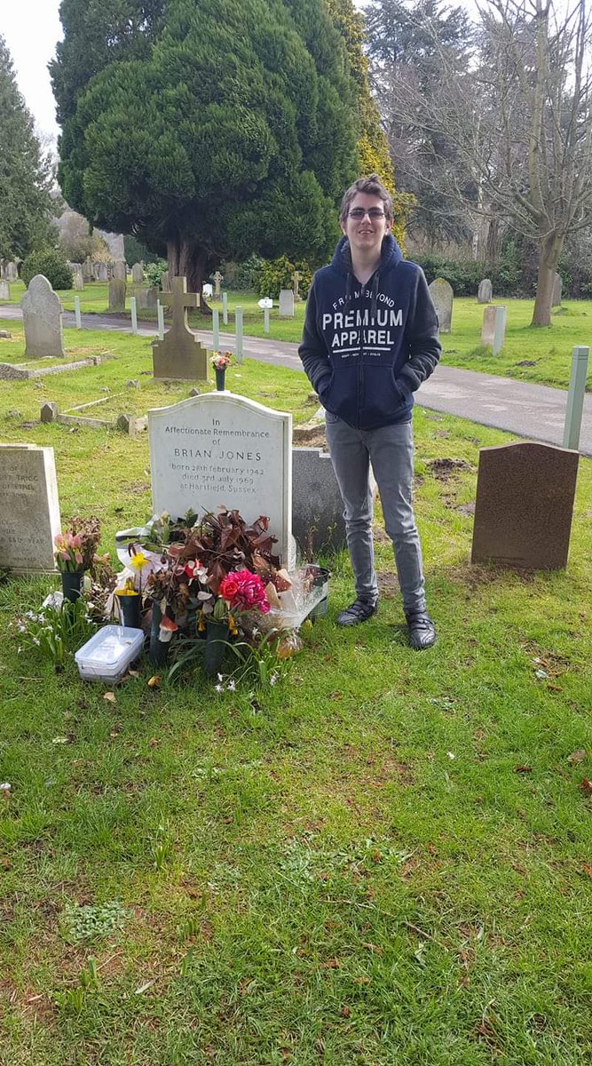 66sak1's tweet photo. #BrianJones #RollingStones #Music #Graveyard #Cheltenham #AmazingArchie #PropionicAciduriaAwareness
#FreeArchie #TwitterJail π https://t.co/KQJUNkicfL