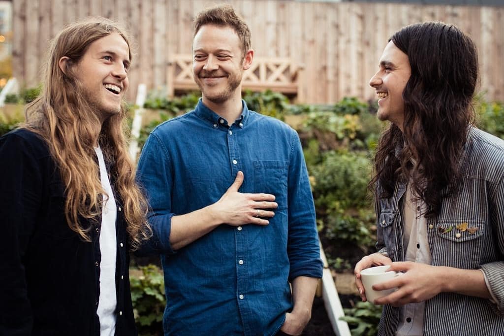 MOC_Glasgow's tweet image. TONIGHT, tonight at @the_13th_note! We host the fantastic folks from 
DRAWS CREATURE MASK :: LUTHIA :: OPHELIA LIES :: LAKE PLEASANT! 💙

Please note an adjusted door time of 7.30PM. Advance tickets will go off sale this afternoon &amp;gt;&amp;gt; fixr.co/event/657415612