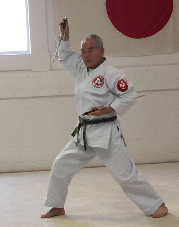 ᜐᜋᜓᜎ on Twitter "And here's a similar case, the tonfa. In Chinese it's