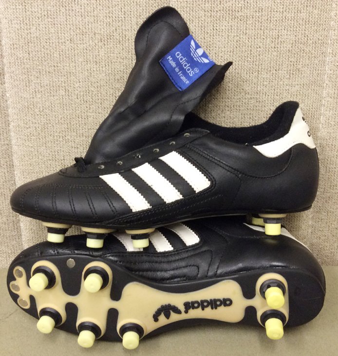480wm_cfbp0715's tweet photo. 本日のスパイク
アディダス・チャレンジャー（フランス製）
https://t.co/TeMflIjuZE
＃サッカースパイク　＃アディダス　＃プラティニ　＃footballboots https://t.co/WiAtnG8rZP
