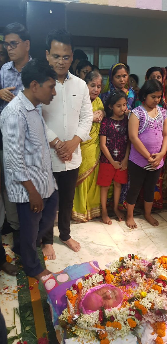 BapiKhatai's tweet photo. #ଅଶ୍ରୁଳ_ଶ୍ରଦ୍ଧାଞ୍ଜଳି
ଜଣେ ପରୋପକାରୀ ଏବଂ ନିଃସ୍ୱାର୍ଥପର ଜନନାୟକ ଭାବେ ପରିଚିତ ଡକ୍ଟର ସୁବାଷ ରଥ ଆମ ସମସ୍ତଙ୍କୁ ଶୋକ ସାଗରରେ ଭସାଇ ଇହଲୀଳା ସମ୍ବରଣ କରିଛନ୍ତି | ଏଭଳି ମହାନ ଆତ୍ମାର ସଦଗତି ନିମନ୍ତେ ପ୍ରାର୍ଥନା କରିବାସହିତ ଅତ୍ୟନ୍ତ ଶୋକାତୁର ପରିବାରବର୍ଗ ଙ୍କୁ ସାନ୍ତ୍ୱନା ଦେଇଥିଲୁ ||
#ବିଶ୍ୱରଞ୍ଜନଖଟାଇ(ବାପି), #ଟାଙ୍ଗୀସାଲେପୁର https://t.co/x0PjS6rZIV