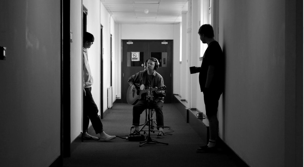 MOC_Glasgow's tweet image. TONIGHT, tonight at @the_13th_note! We host the fantastic folks from 
DRAWS CREATURE MASK :: LUTHIA :: OPHELIA LIES :: LAKE PLEASANT! 💙

Please note an adjusted door time of 7.30PM. Advance tickets will go off sale this afternoon &amp;gt;&amp;gt; fixr.co/event/657415612