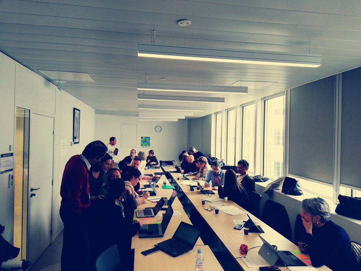 INTERCOnnectes's tweet photo. @INTERCOnnectes première session de travail sur le dites-le nous une fois des territoires organisée en collaboration avec la @_DINSIC. En direct d'un atelier "et vous, vous avez besoin de quoi ?" https://t.co/FuwAGC1IoO
