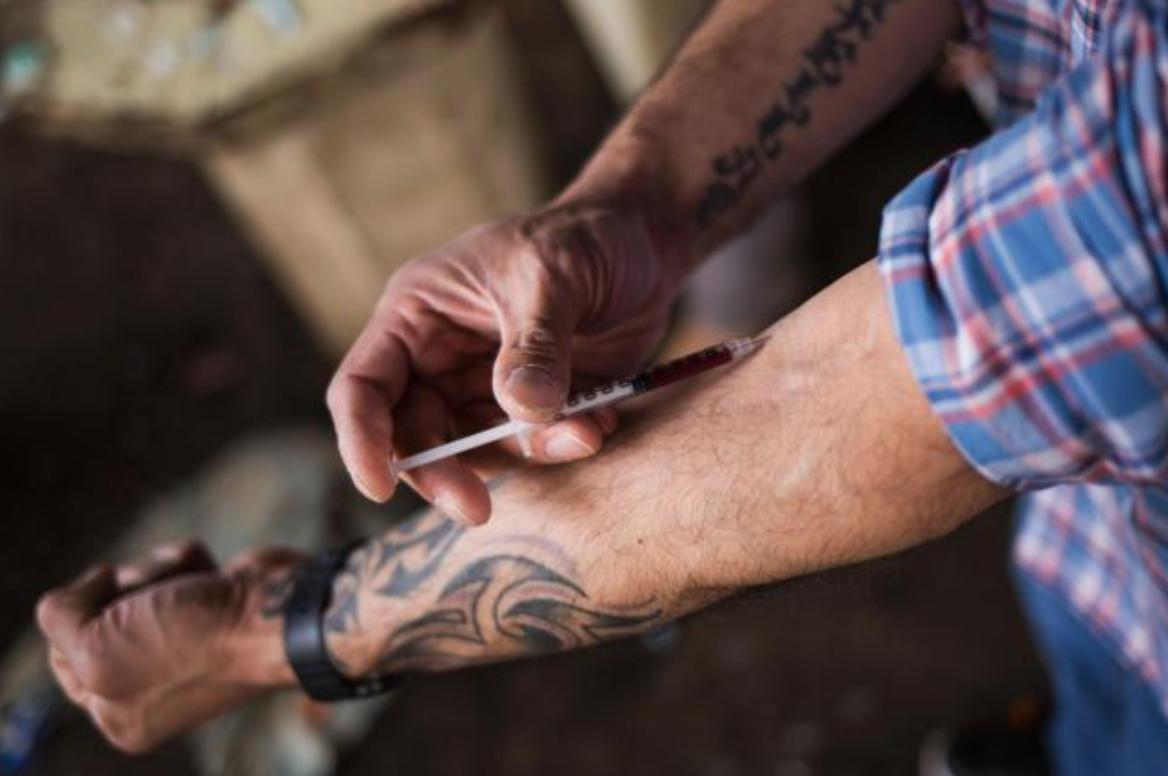 injectingadvice's tweet photo. “Drug consumption rooms are not just desirable but necessary as a key component to tackle problematic drug use in our society.” - Ronnie Cowan, MP https://t.co/HBDwjiX02A https://t.co/ZsP04a8RGU