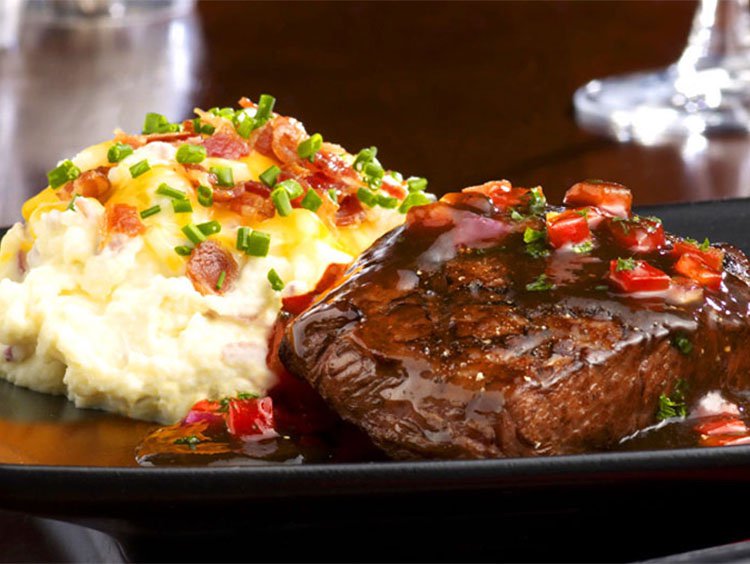 salfah121's tweet photo. I just enjoyed a deal on #SmilesByEtisalat with Tony Romas. Enjoy great deals. Visit the Smiles app  https://t.co/rSP4zPPsYB https://t.co/J2kfdIVOqs