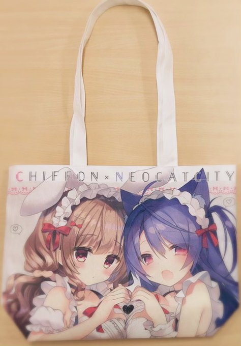 コミ1新刊セット内のトートバッグです

印刷所さんからサンプル写真もらいました📷乙女な仕上がりでかわいいですっ🎀 