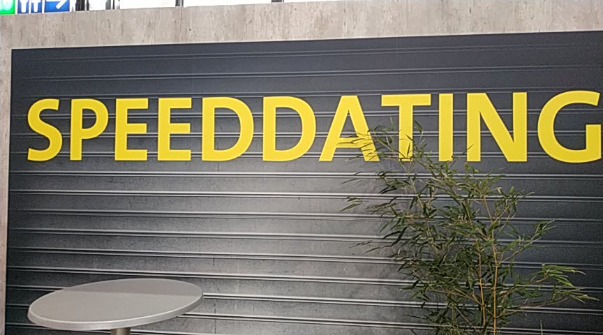 rctoso's tweet photo. Speeddating powered by #innoloft @energieloft immer wieder spannend. Tolle Gespräche im 10 Minutentakt, die oft zu echten Geschäften werden. https://t.co/Vgg1fnEnNI