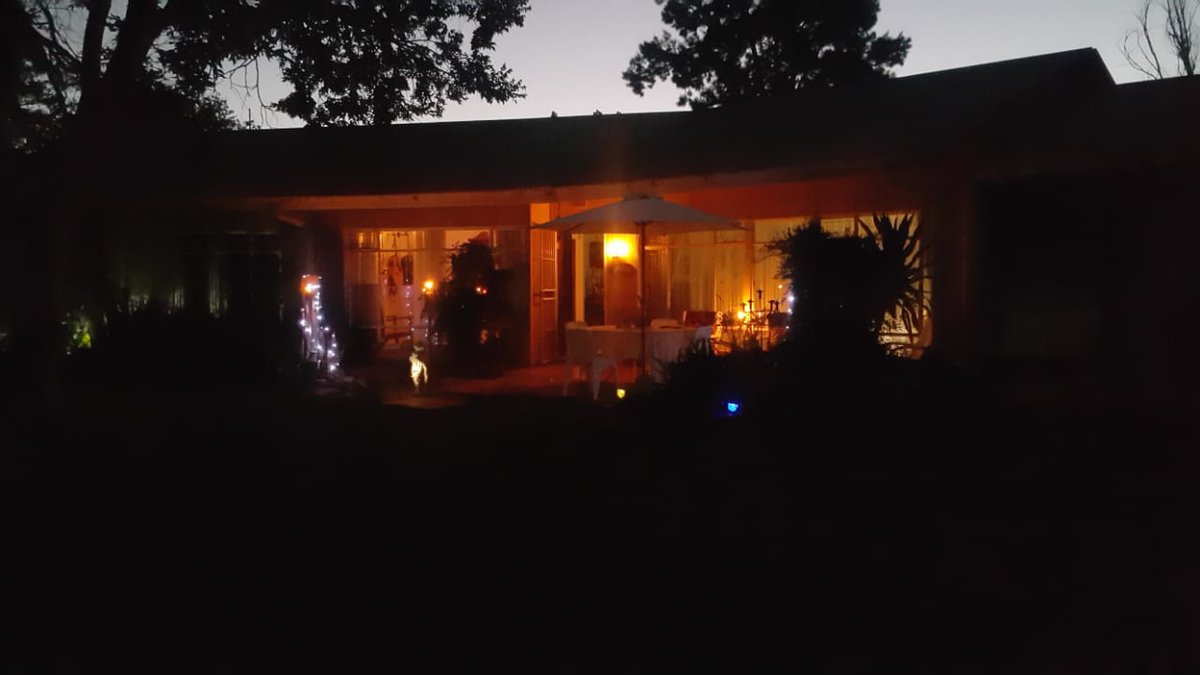 KameelAnd's tweet photo. We invite you to our little oases in the Northwest Province.
Rust and Vrede is situated on the R377 road between Delareyville and Stella on the R377 road. Ideal for #birdwatching #stargazing #relaxing and watching beautifull #sunset.
Come join us, we know you will love it!! https://t.co/mGnGsFKmsP