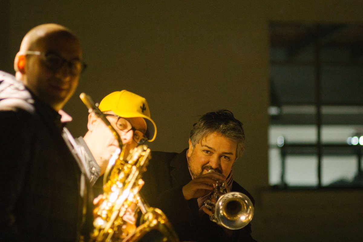 AltaviaItalia's tweet image. Giovedì 28 marzo, in una magnifica serata di primavera, è stato inaugurato #DistreatRistorante negli spazi di #Altavia. Passione, impegno, ma anche tanto divertimento e piacere di stare insieme... in tanti! Grazie ai tantissimi amici presenti!
#AltaviaOpen