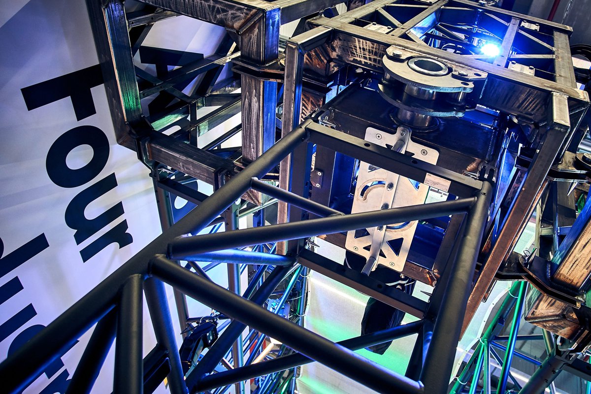 litectruss's tweet photo. Ready for Day 2 @pls_frankfurt 
We offer innovative solutions, discover them at Hall 12.0 E65! @AreaFourIndust @EXETech4 @jteeurope 
·
·
· credits photo: @andréschniedergers
·
·
#germany #frankfurt #prolightandsound #innovative #truss #concert #solutions #rigging https://t.co/fG2ybwDsRG