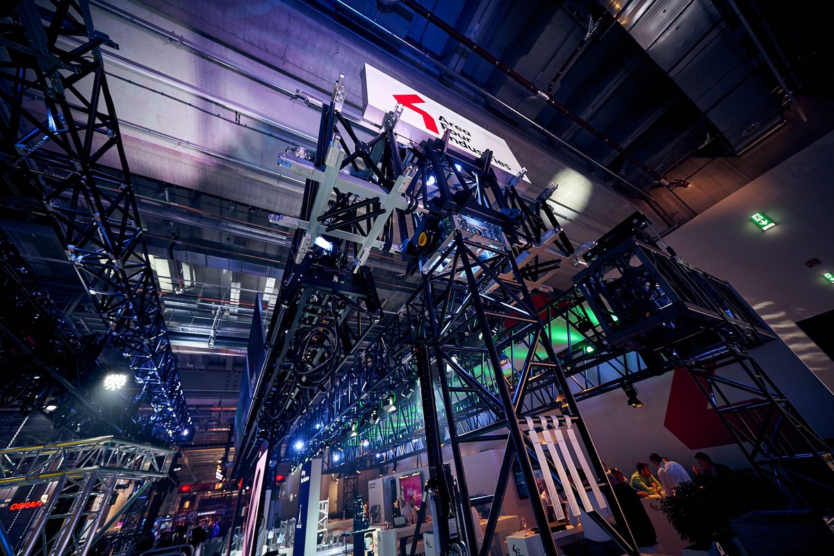 litectruss's tweet photo. Ready for Day 2 @pls_frankfurt 
We offer innovative solutions, discover them at Hall 12.0 E65! @AreaFourIndust @EXETech4 @jteeurope 
·
·
· credits photo: @andréschniedergers
·
·
#germany #frankfurt #prolightandsound #innovative #truss #concert #solutions #rigging https://t.co/fG2ybwDsRG