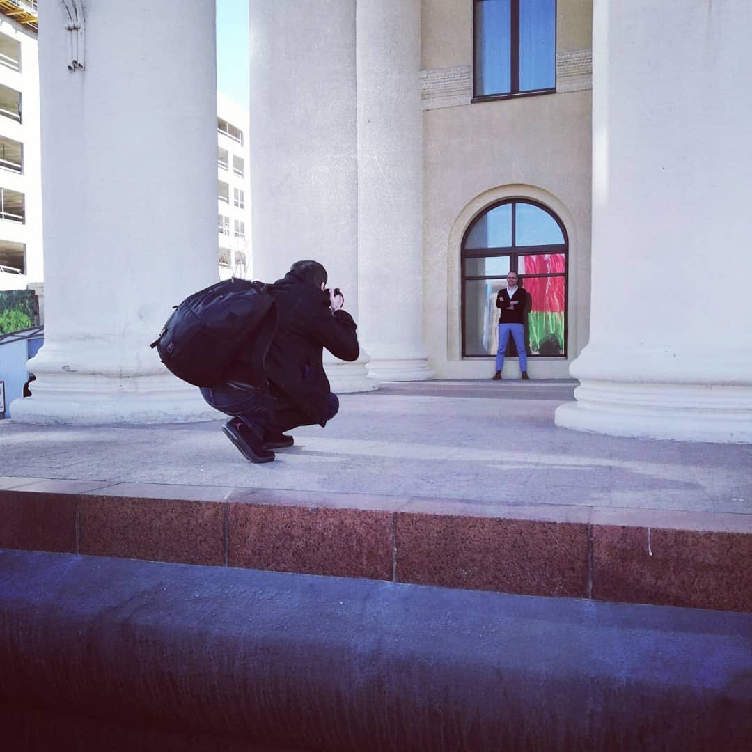 twkazou's tweet photo. Het zoveelste pers moment van onze manager. #minsk #velcom #ithearte #trots #AutismAwarenessWeek #autisme #WereldAutismeDag https://t.co/hOsynCHq7i
